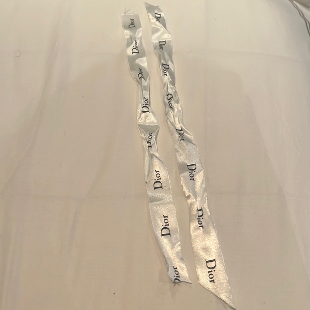 Set of two dior ribbons